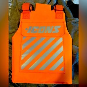 Icons vest